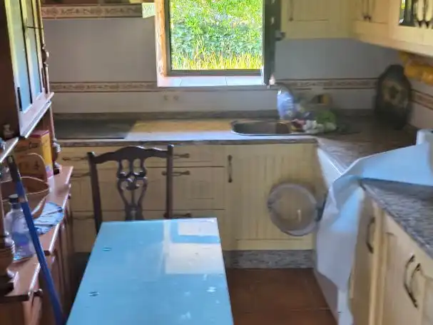 Cuina de Casa o xalet en venda en A Cañiza   amb Terrassa i Balcó