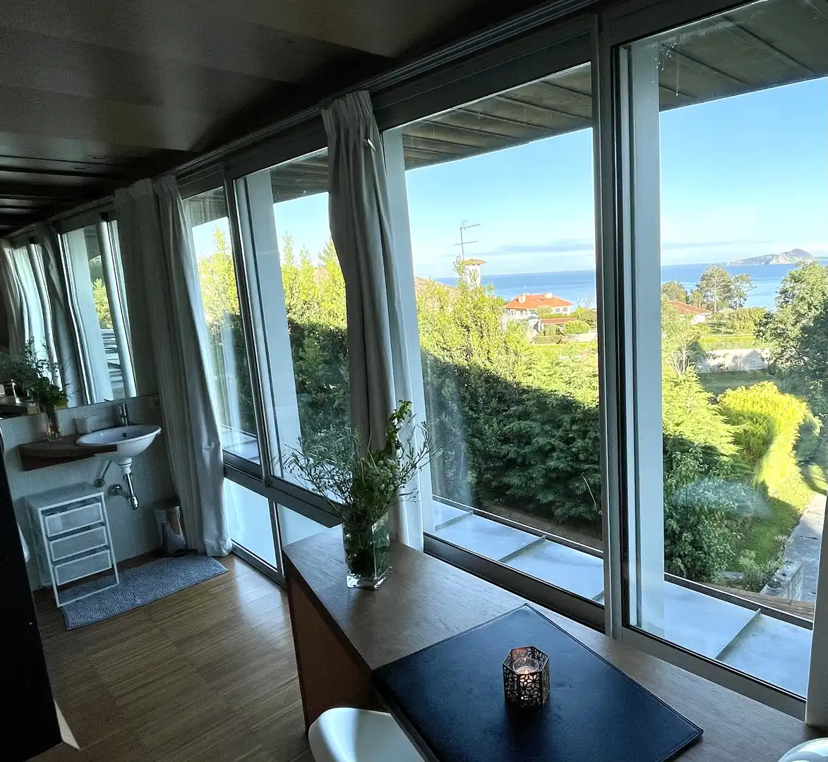 Vista exterior de Casa o chalet de alquiler en Nigrán con Calefacción, Jardín privado y Parquet