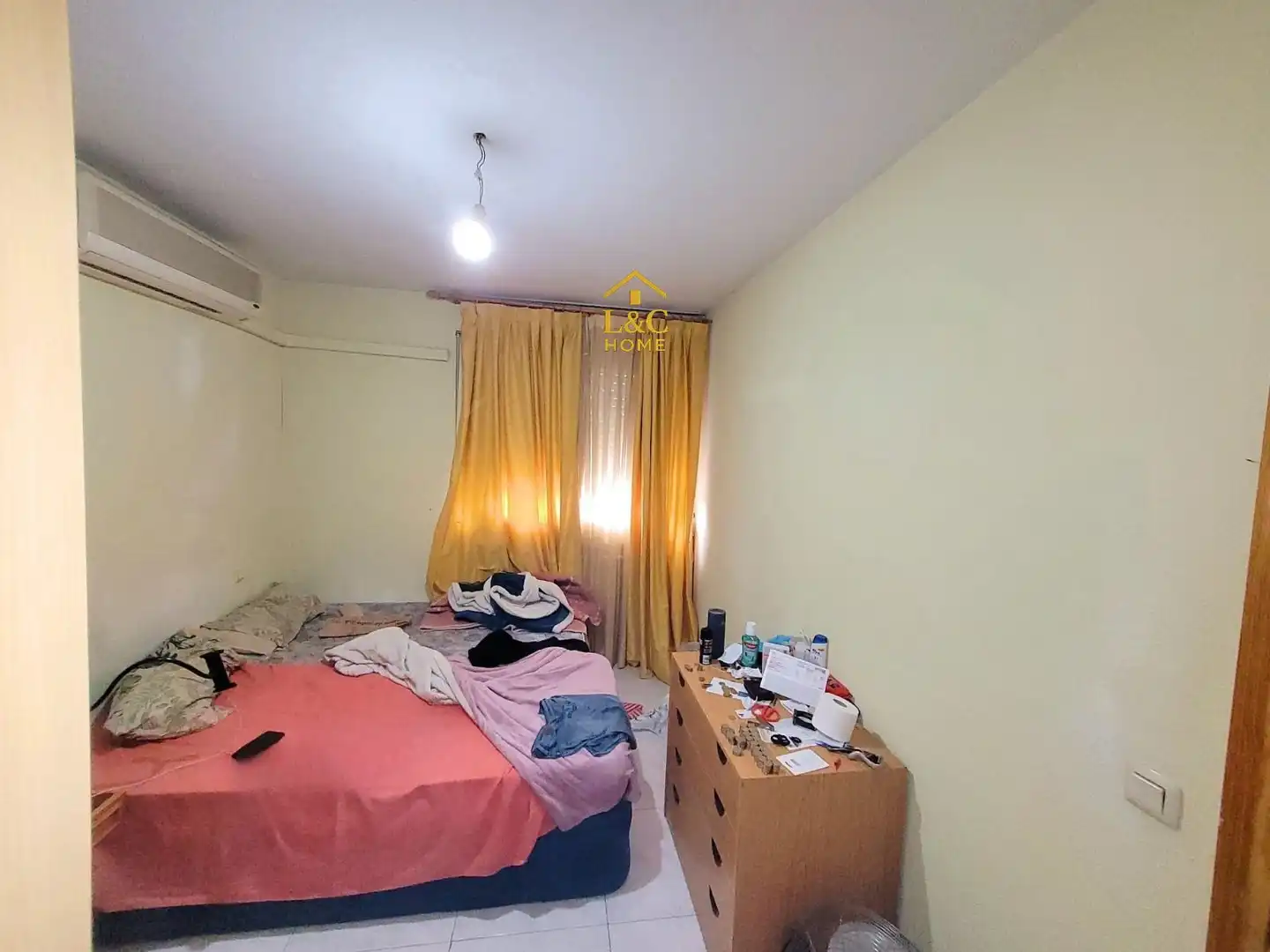 Dormitori de Casa adosada en venda en Morata de Tajuña amb Aire condicionat, Calefacció i Jardí privat
