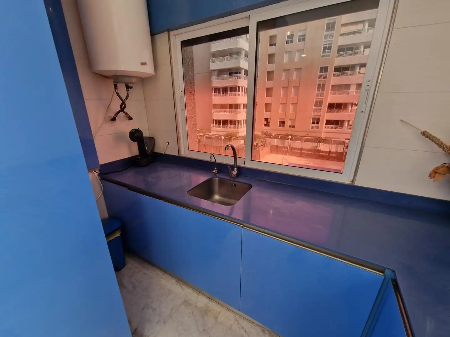 Cocina de Piso de alquiler en Águilas con Balcón y Piscina comunitaria