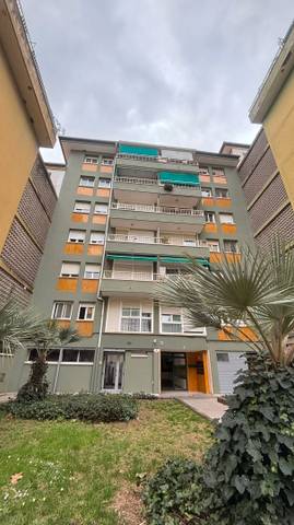 Piso en Venta en Plaça Maria Auxiliadora en Pont Major - Pedret - Campdorà