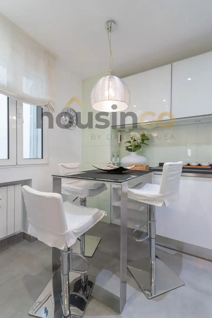 Dining room of Flat for sale in Madrid  with Air Conditioner, Heating and Parquet flooring