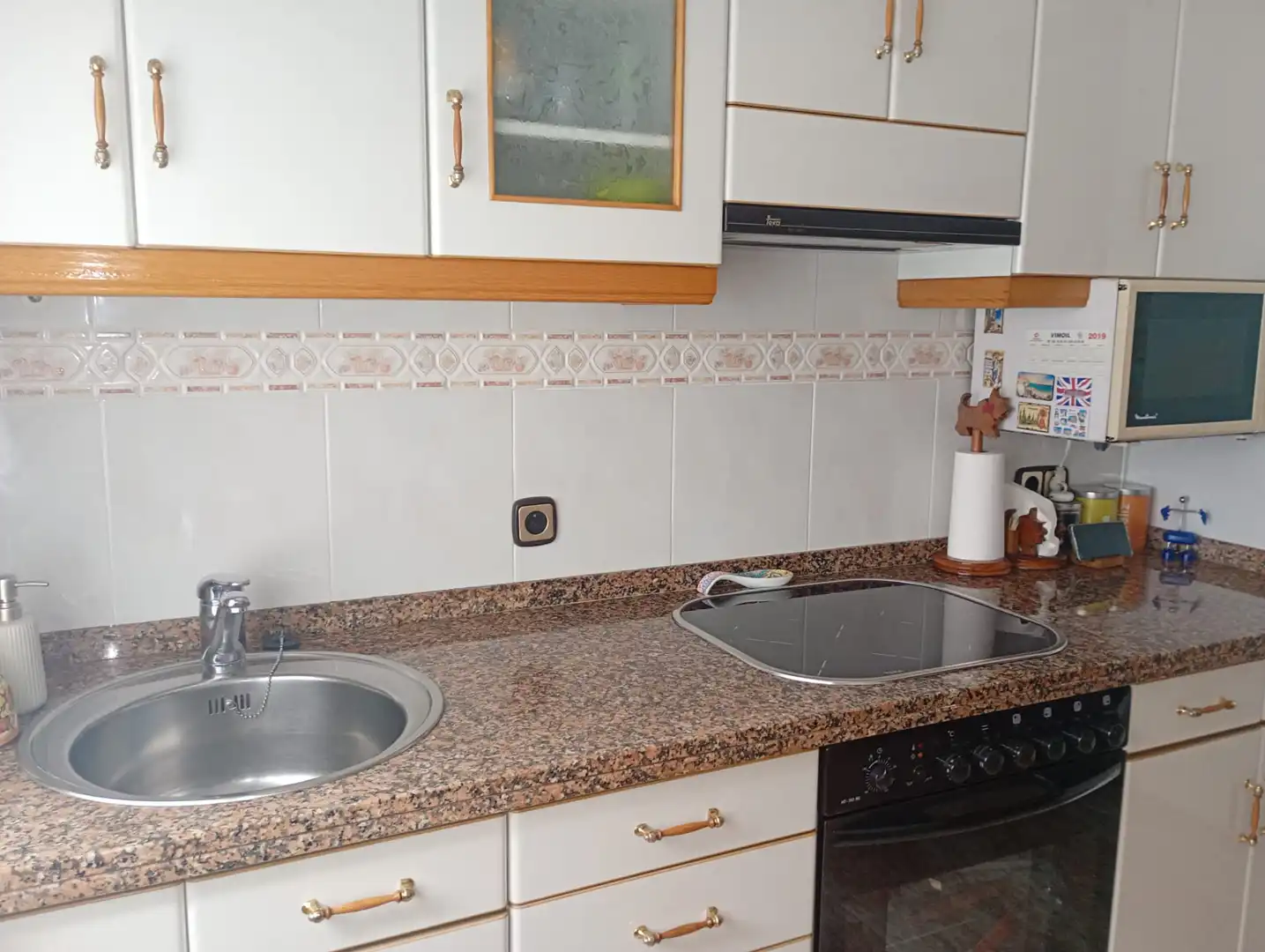 Kitchen of Flat for sale in Gijón   with Parquet flooring, Furnished and Oven