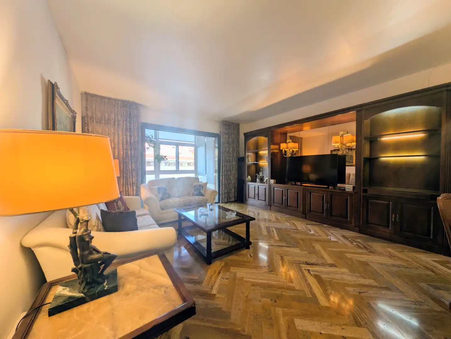 Flat for rent in Avinguda de Mistral, Sant Antoni