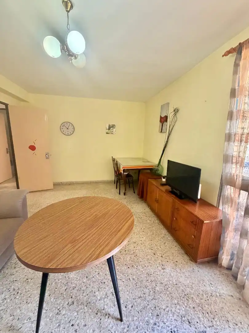 Sala d'estar de Pis en venda en Jaén amb Aire condicionat, Moblat i Balcó