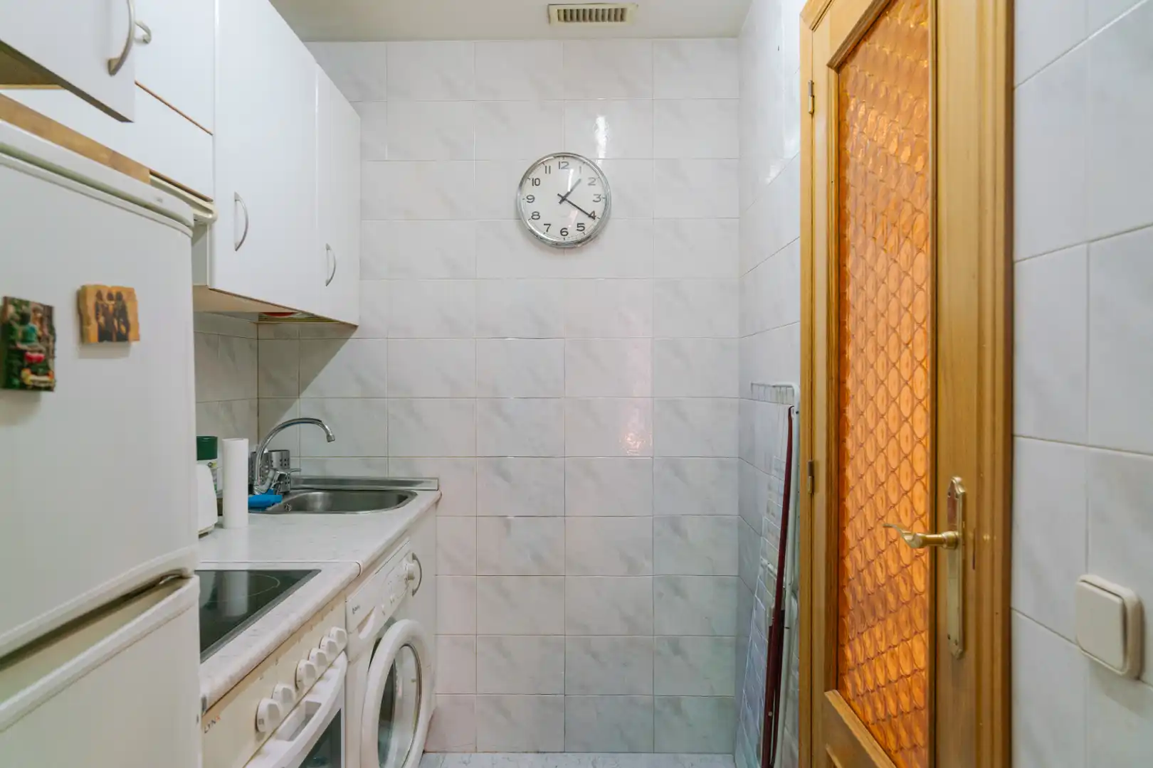 Kitchen of Flat for sale in Zaragoza  with Heating, Furnished and Oven
