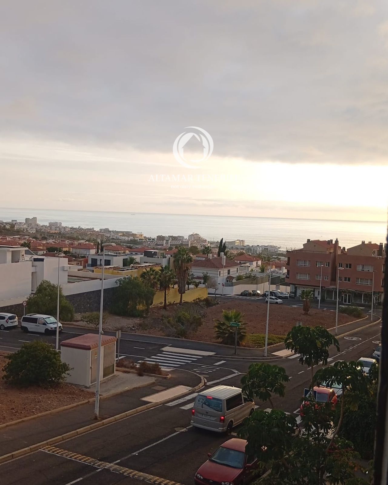 Vista exterior de Apartament en venda en Adeje amb Traster i Moblat