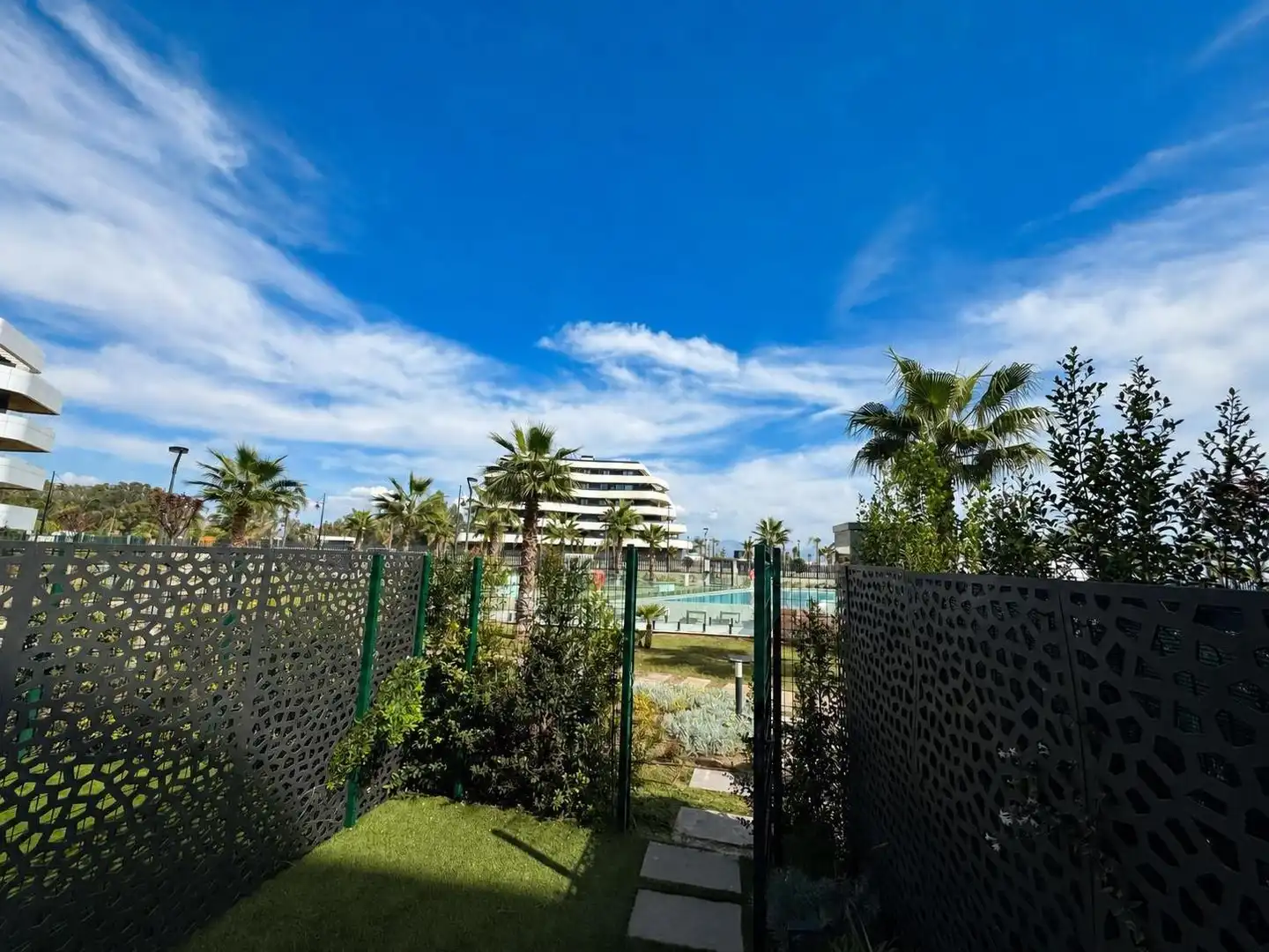 Apartament amb piscina en venda a Avenida Avenida Mar de Alborán 15, imagen 37