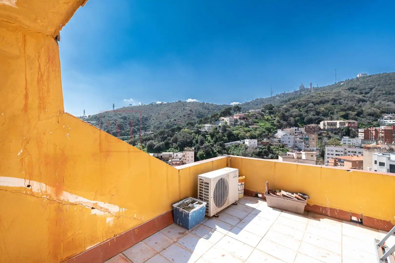 Terrassa de Casa o xalet en venda en Barcelona amb Aire condicionat, Calefacció i Terrassa