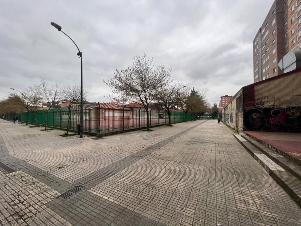 Exterior view of Flat for sale in Burgos Capital  with Heating