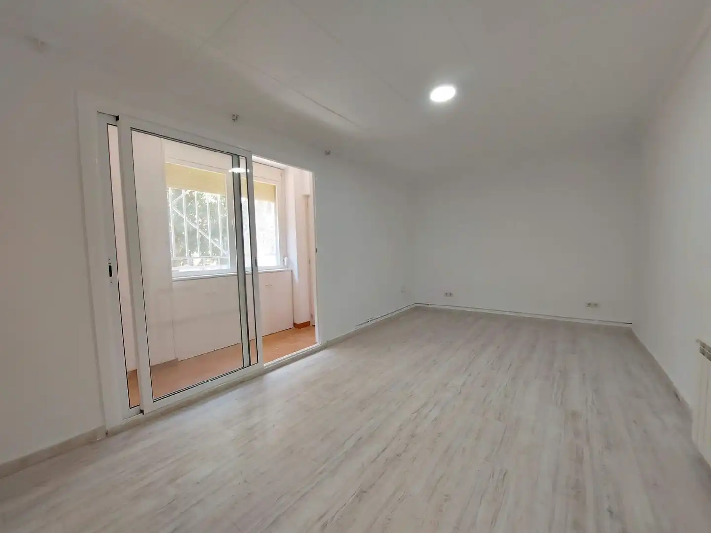 Habitación de Piso en venta en Sabadell con Calefacción, Parquet y Horno