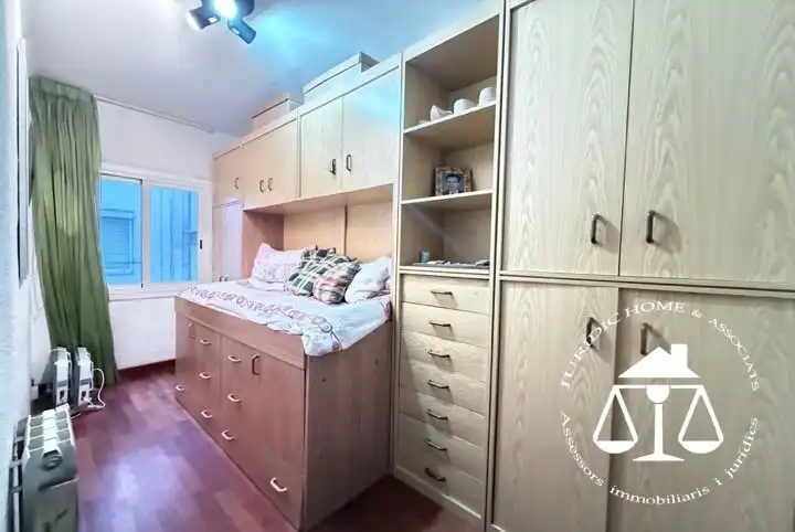 Habitación de Piso en venta en Esplugues de Llobregat con Aire acondicionado, Calefacción y Terraza