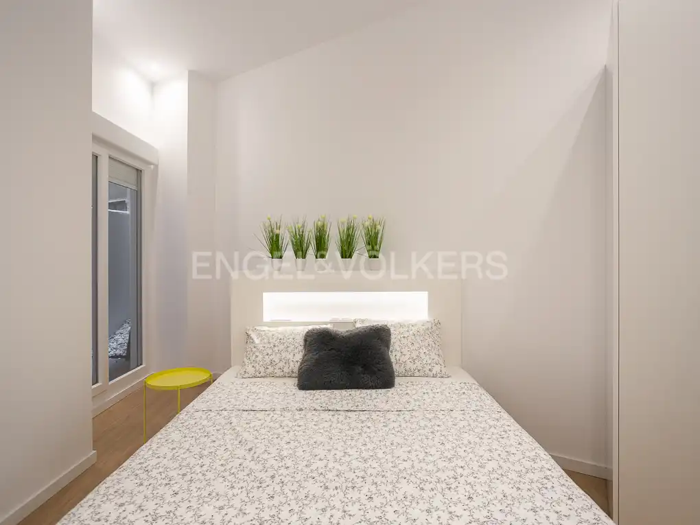 Schlafzimmer von Wohnung zur Miete in Valencia mit Klimaanlage, Heizung und Parkett