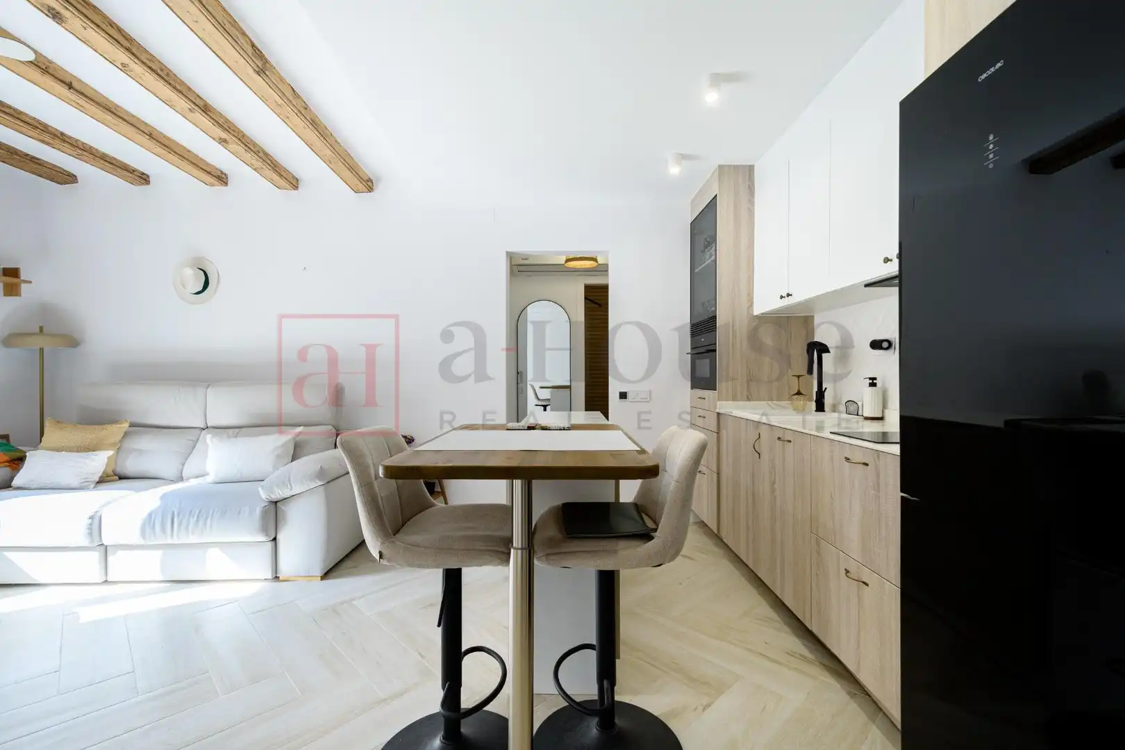 Kitchen of Flat for sale in Barcelona  with Air Conditioner, Heating and Storage room
