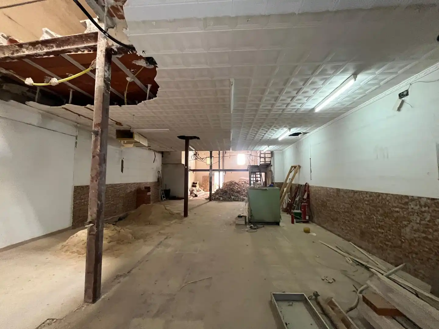 Local comercial en venda a Calle Independencia, imagen 2