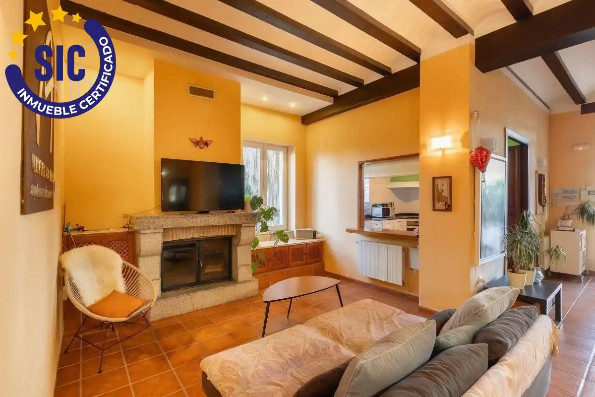 Sala d'estar de Finca rústica en venda en Carcaixent amb Aire condicionat, Calefacció i Jardí privat