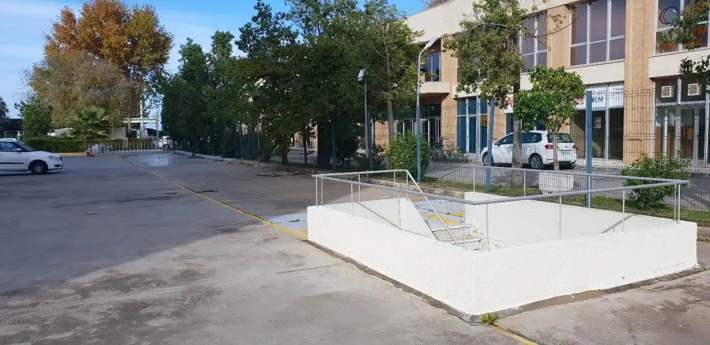 Aparcament en venda a Este - Alcosa- Torreblanca, imagen 2