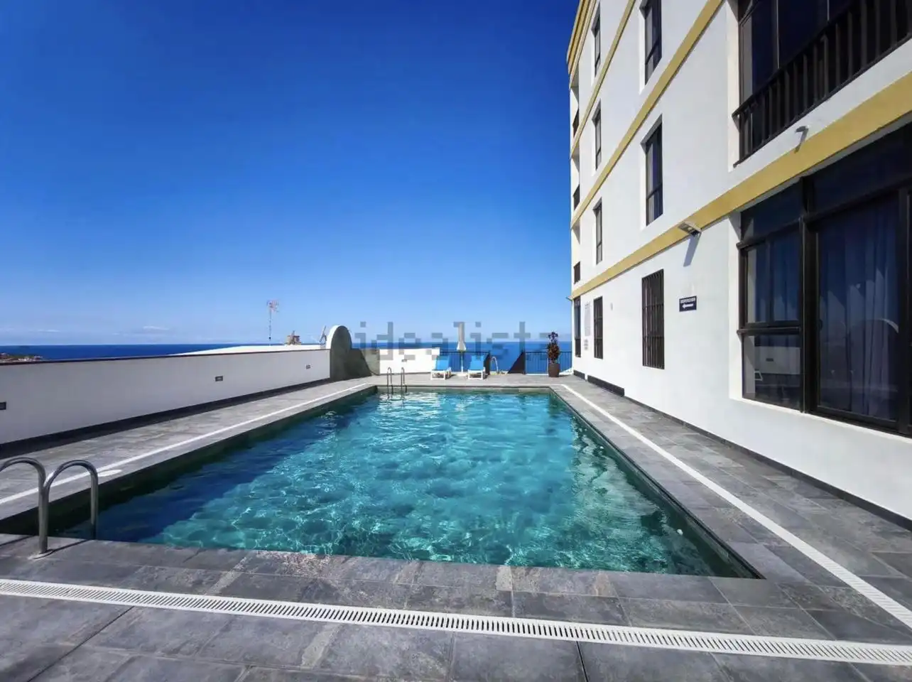Piscina de Planta baixa en venda en Alcalá