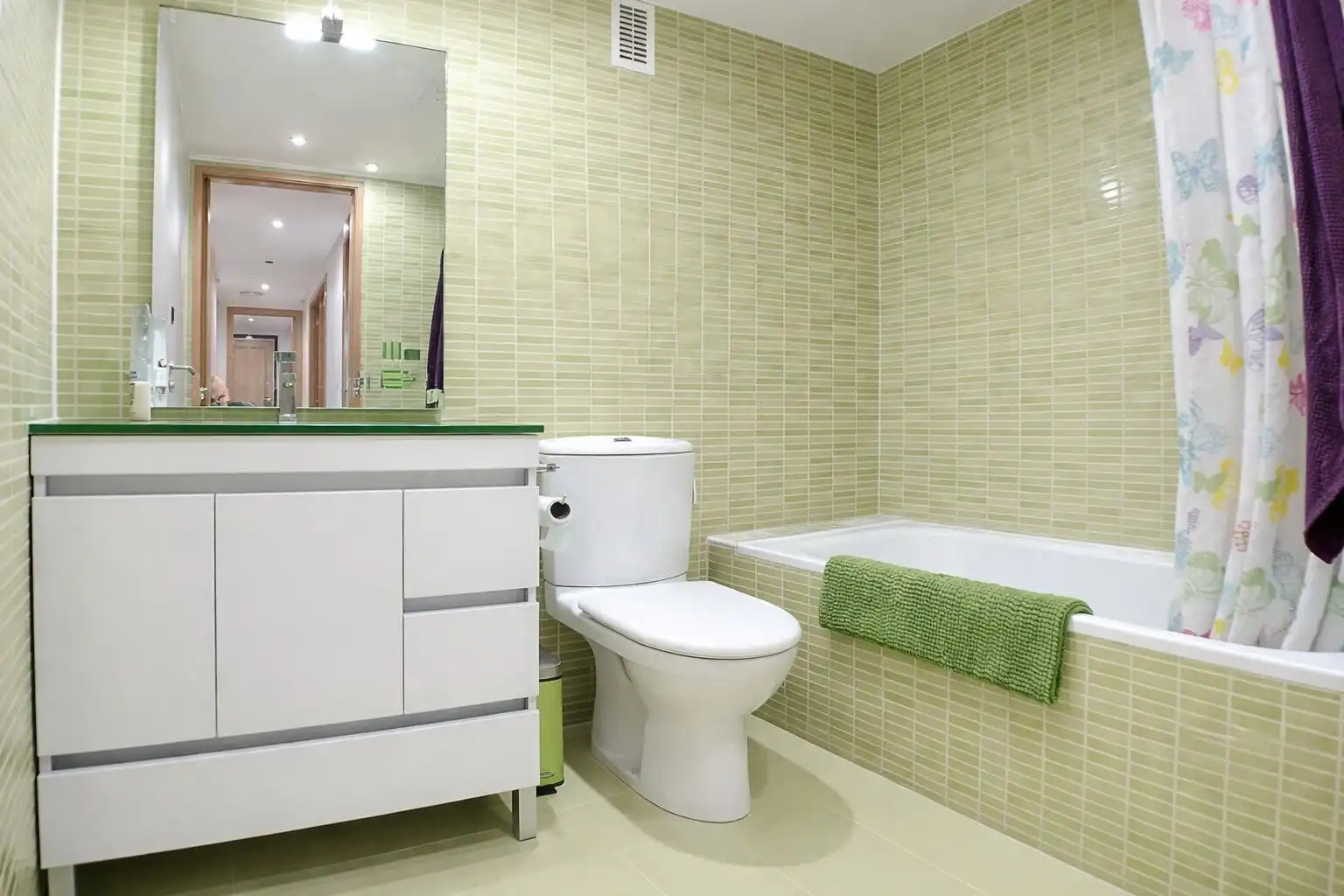 Bathroom of Flat for sale in Lorca  with Air Conditioner, Heating and Storage room