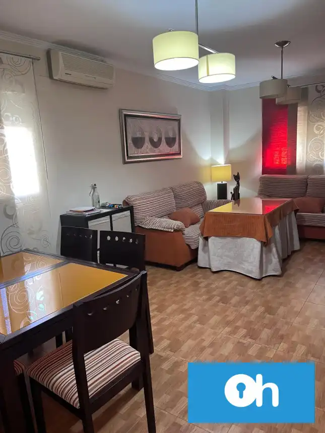 Sala de estar de Piso en venta en San Juan del Puerto con Aire acondicionado, Trastero y Amueblado