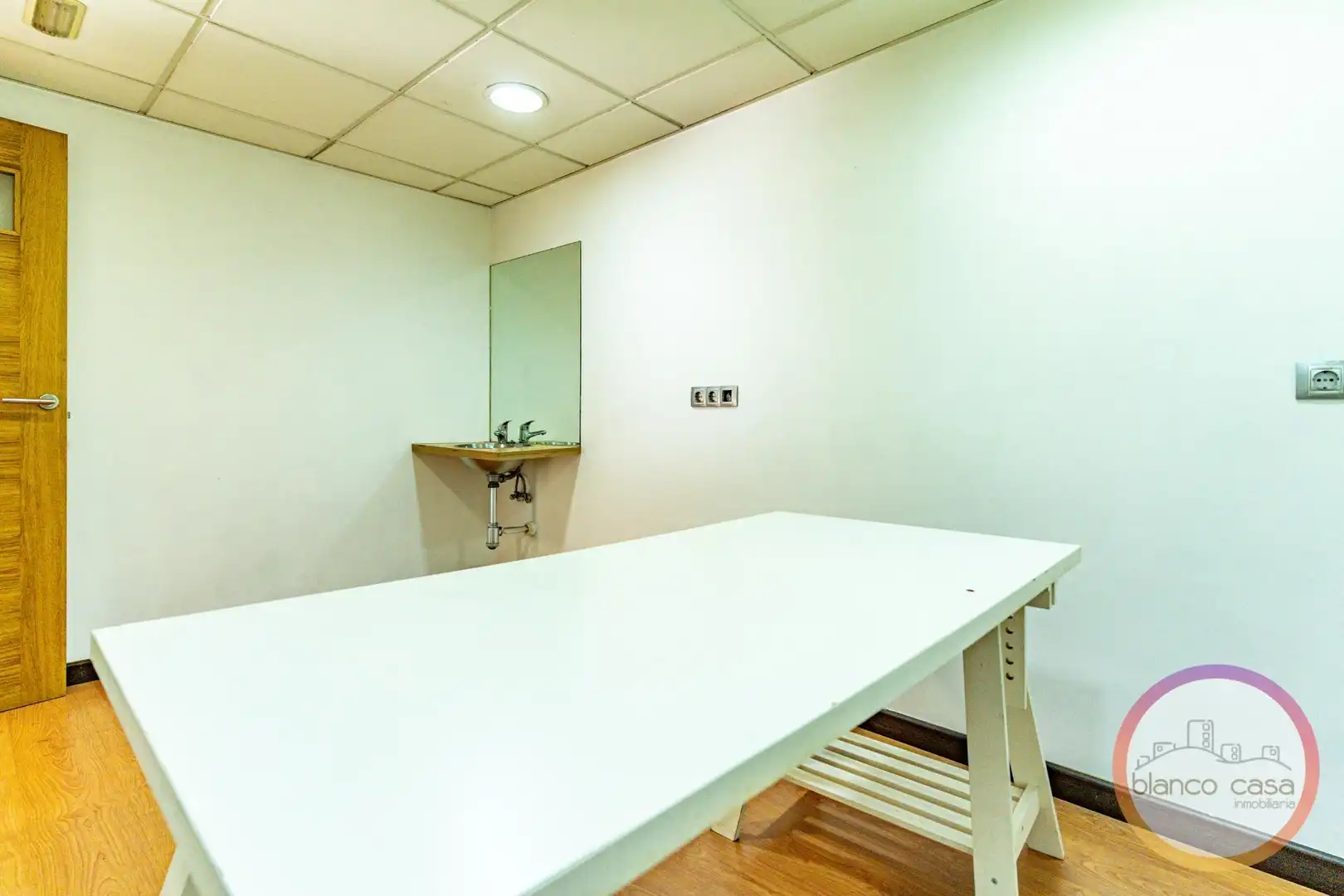 Local comercial en venda a Carballo, imagen 8