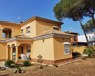 Exterior view of House or chalet for sale in Chiclana de la Frontera  with Air Conditioner, Heating and Private garden