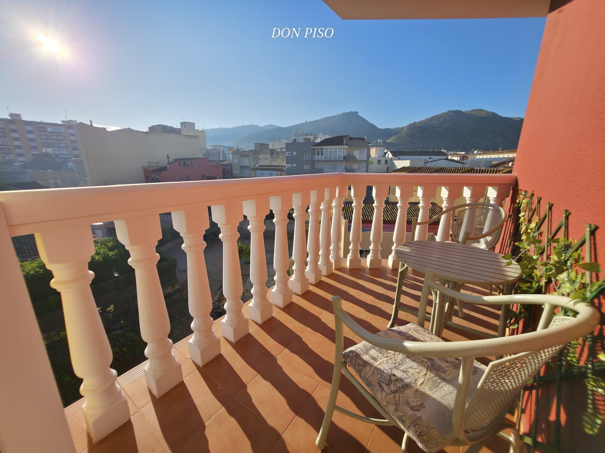 Vista exterior de Dúplex en venda en Pedreguer amb Jardí privat, Terrassa i Piscina