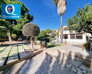 Exterior view of House or chalet for sale in San Vicente del Raspeig / Sant Vicent del Raspeig  with Air Conditioner, Terrace and Storage room
