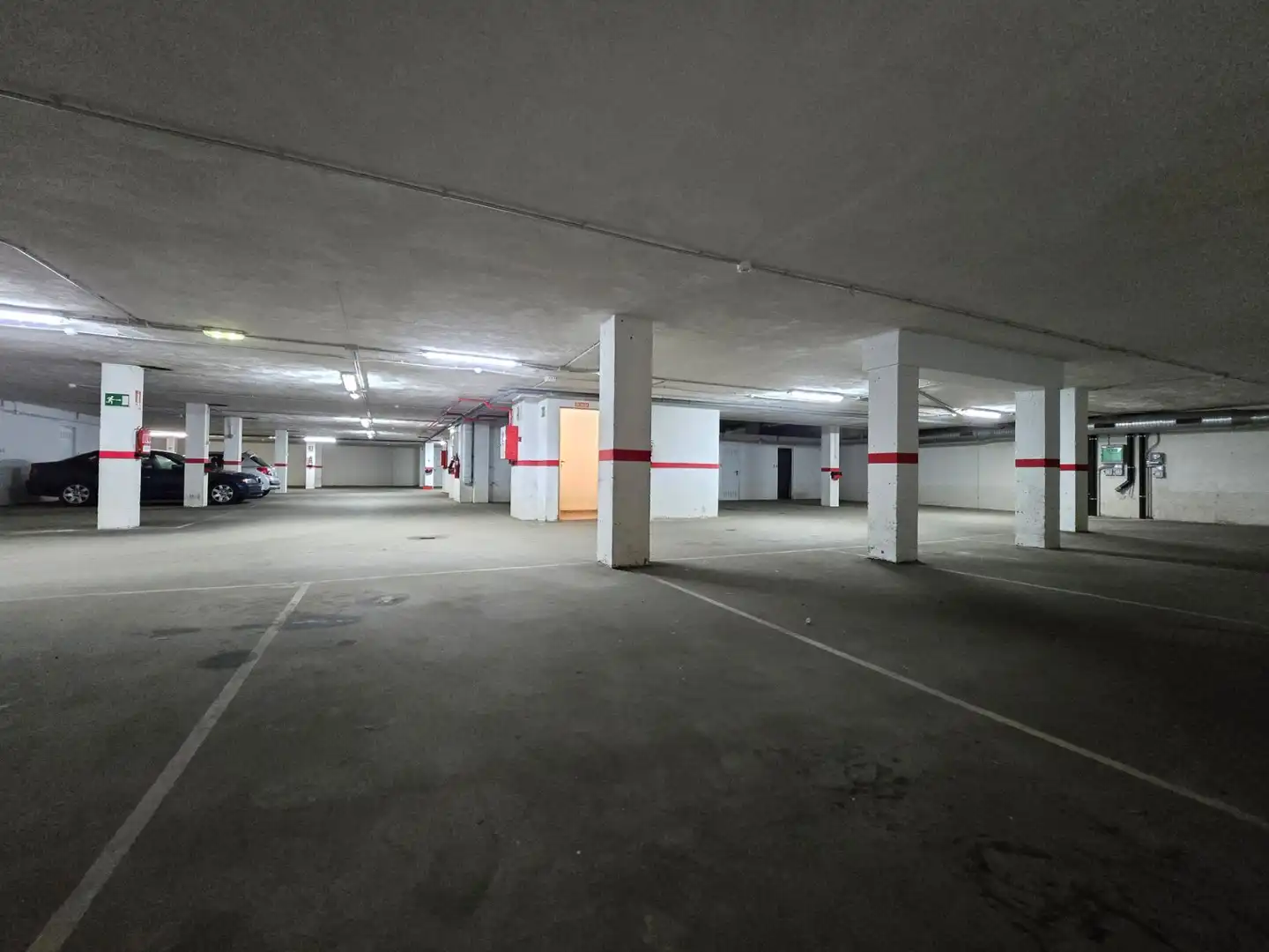 Parking de Piso en venta en Llanes con Calefacción, Terraza y Trastero
