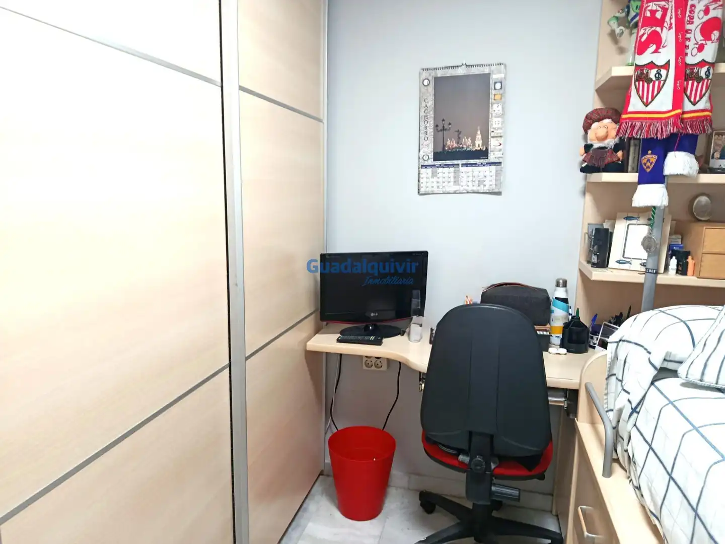Piso en venta en Sevilla con Aire acondicionado, Terraza y Trastero