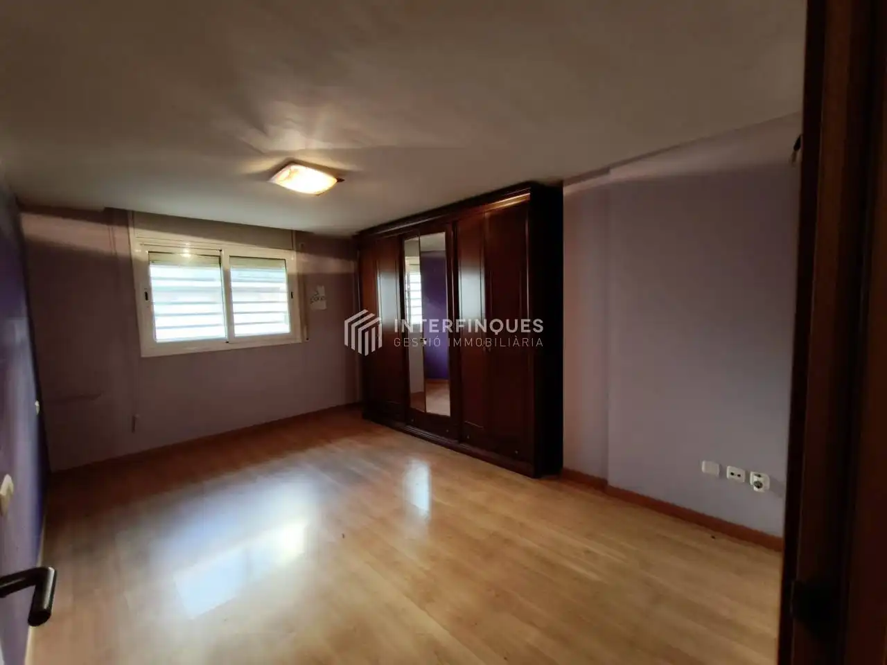 Habitación de Dúplex en venta en Badalona con Calefacción, Parquet y Terraza