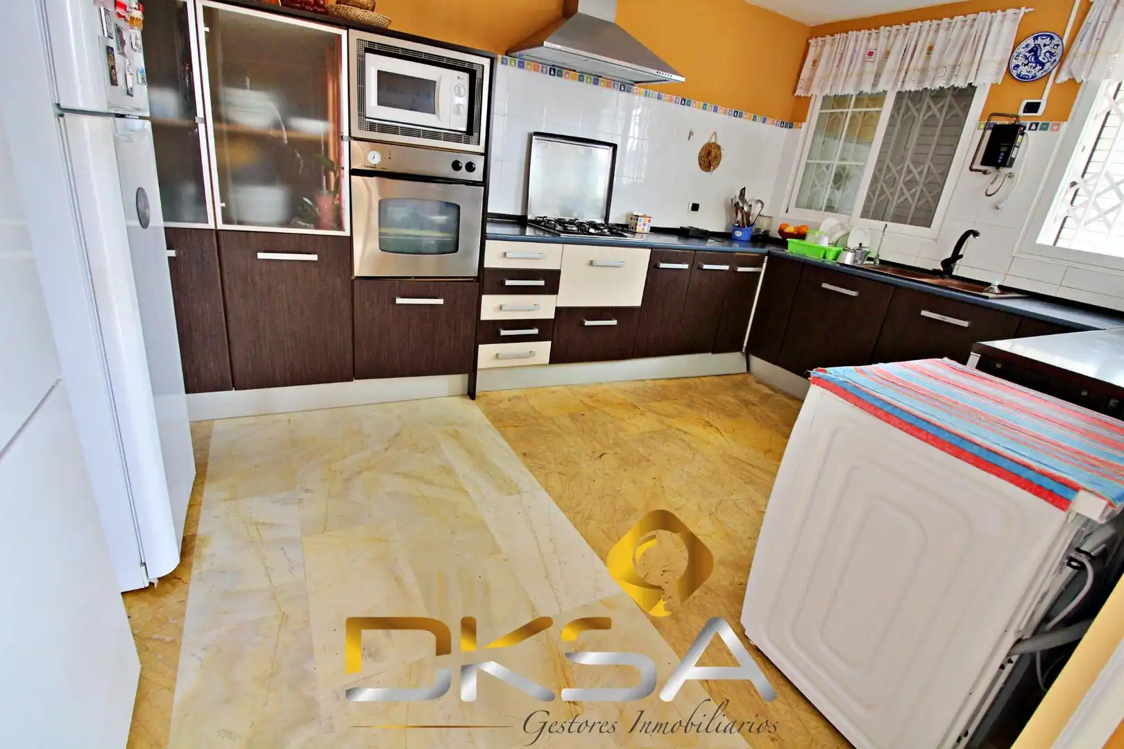 Kitchen of Houses for sale in Castellón de la Plana / Castelló de la Plana  with Air Conditioner, Heating and Private garden