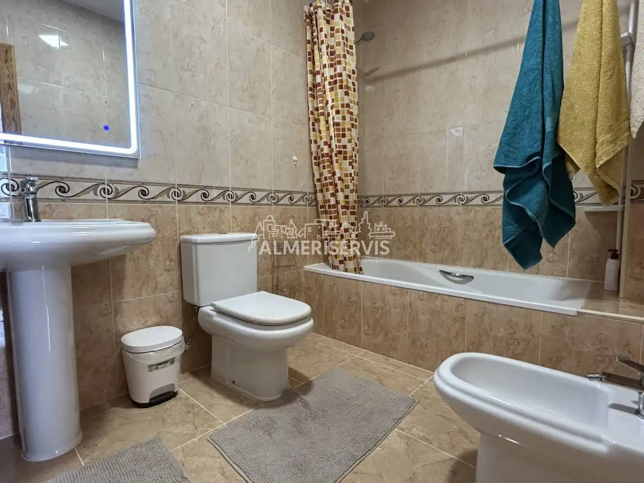 Baño de Piso en venta en Roquetas de Mar