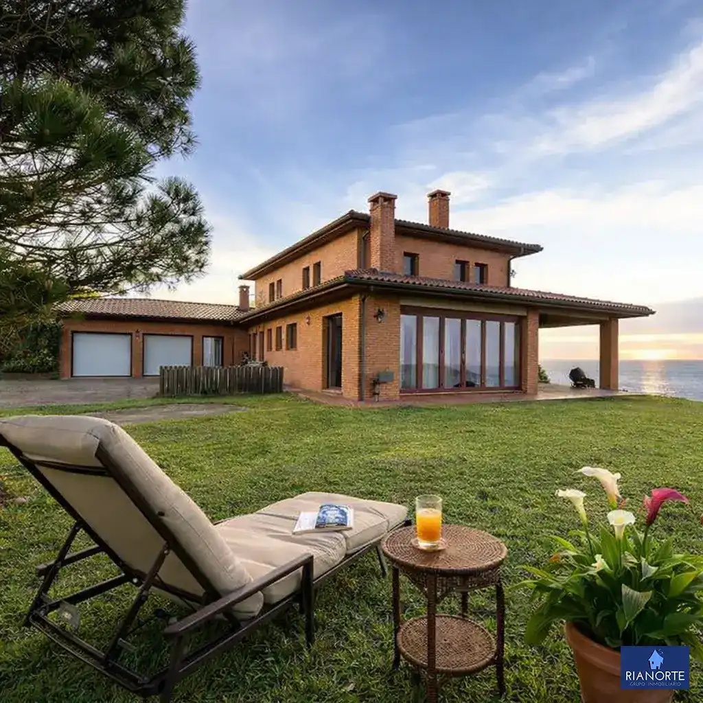Jardín de Casa o chalet en venta en Gozón con Calefacción, Jardín privado y Terraza