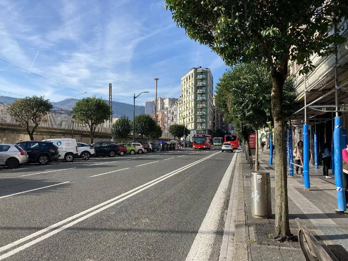 Exterior view of Office for rent in Bilbao 