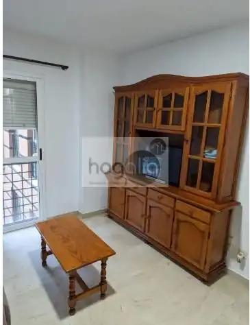 Living room of Flat for rent in Sevilla  with Air Conditioner, Swimming Pool and Furnished