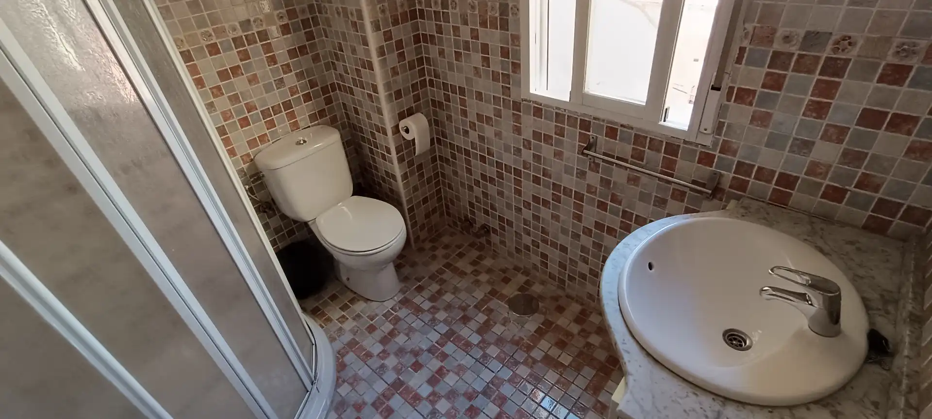 Baño de Dúplex en venta en El Molar (Madrid) con Calefacción, Amueblado y Horno
