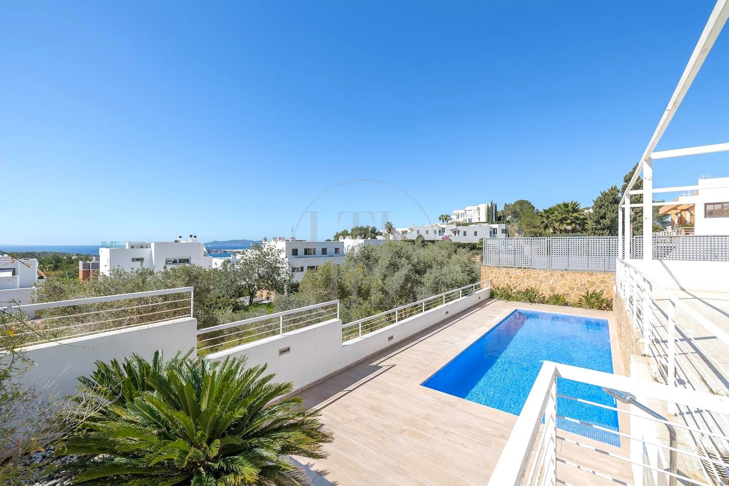 Casa o xalet en venda a Carrer Corneja, Cap Martinet