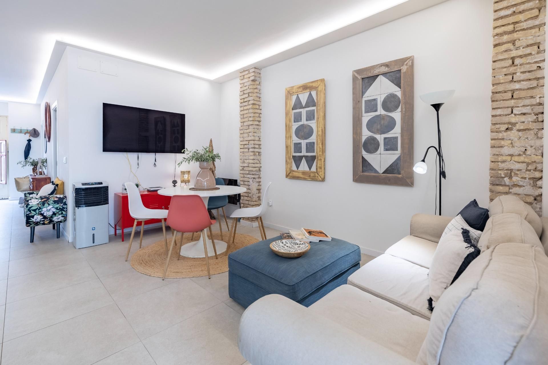 Living room of Duplex for sale in  Valencia Capital  with Air Conditioner, Terrace and Storage room