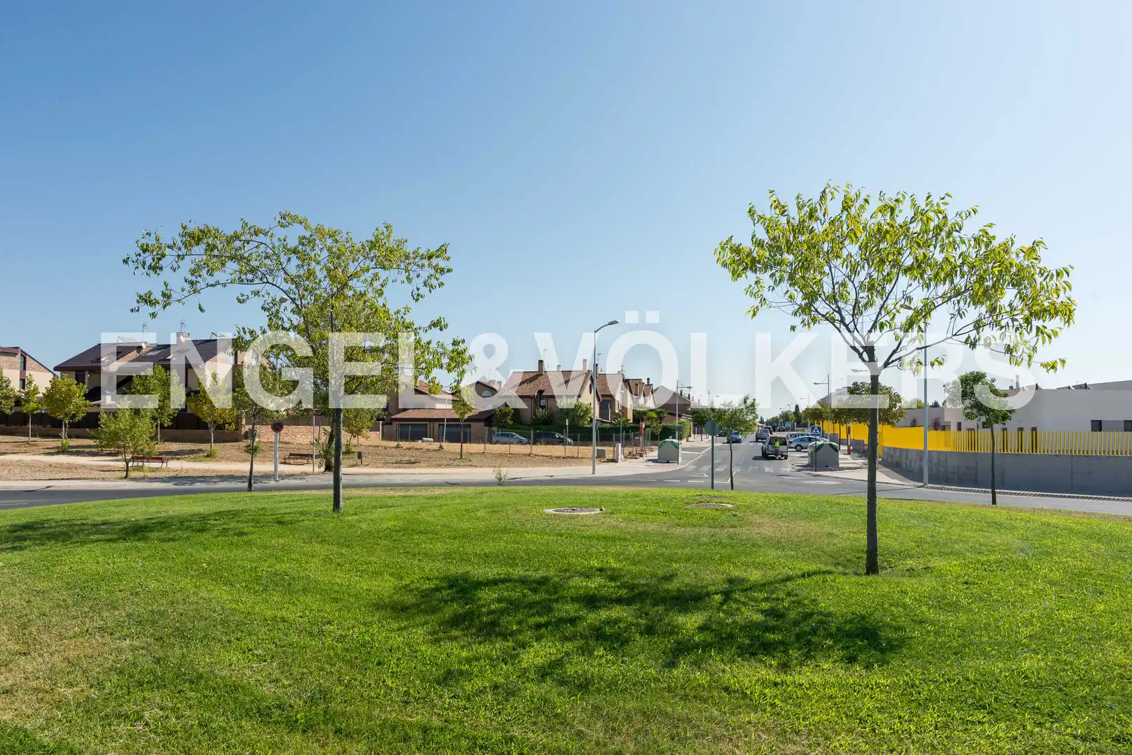 Exterior view of Study for rent in Villanueva de la Cañada  with Air Conditioner, Heating and Terrace
