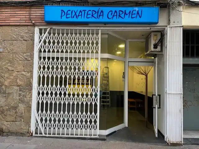 Locale commerciale in affitto a carrer baltasar d'espanya 28