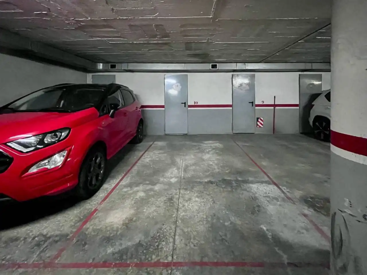 Einzelparkplatz mit Aufzug zur Miete in Rambla Generalitat
