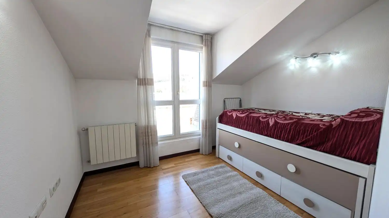 Bedroom of Flat for rent in Piélagos  with Heating, Terrace and Furnished
