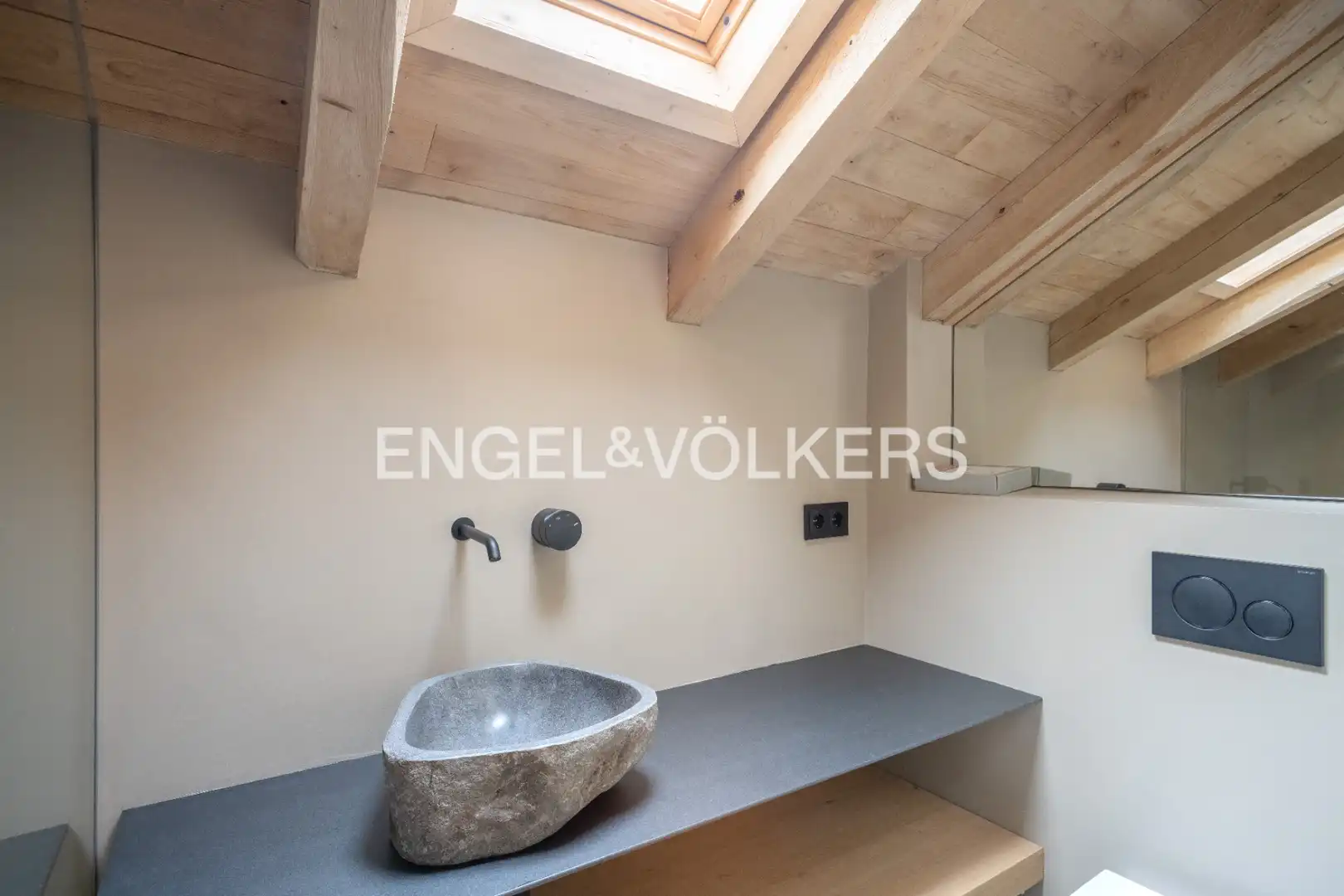 Bany de Casa o xalet en venda en Ger amb Calefacció, Jardí privat i Parquet