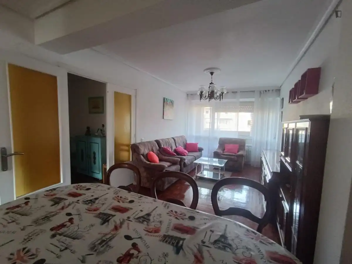 Living room of Apartments for share in  Pamplona / Iruña  with Furnished, Oven and Washing machine