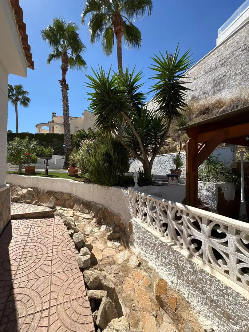 Jardí de Casa o xalet en venda en Rojales amb Aire condicionat, Calefacció i Jardí privat
