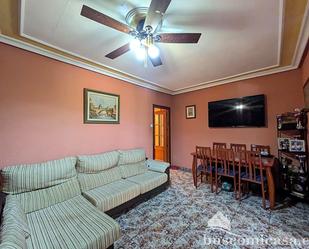 Living room of Flat for sale in Linares  with Air Conditioner, Furnished and Balcony
