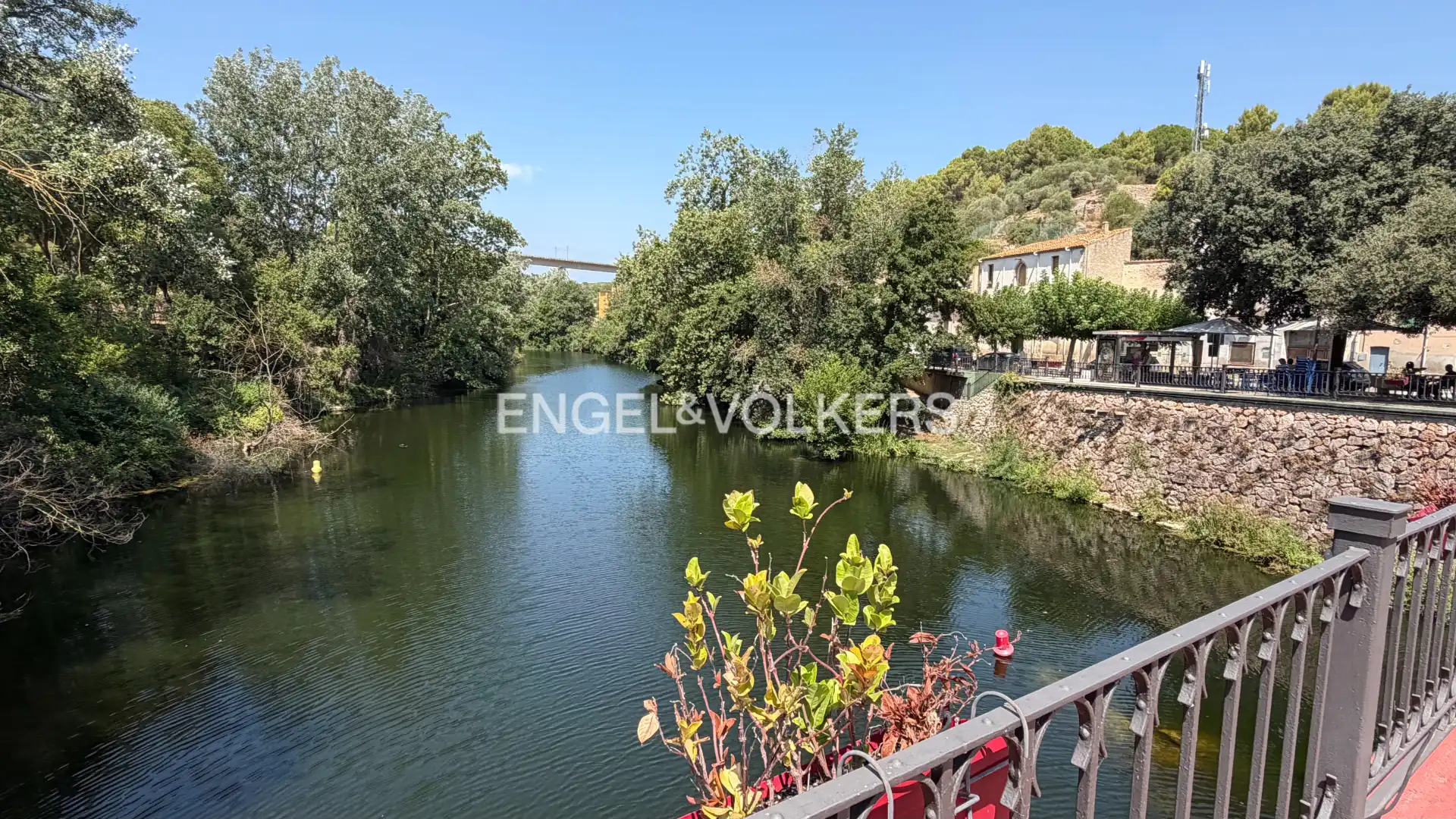Casa adosada en venda en Pont de Molins