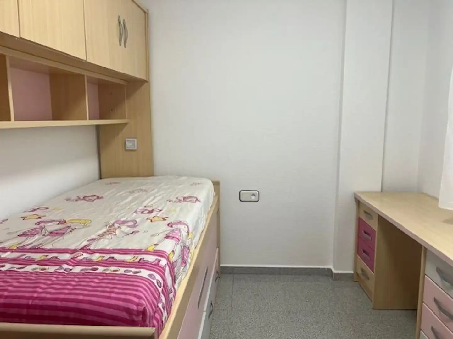 Flat with lift to rent in Avenida Primero de Mayo 94, imagen 20
