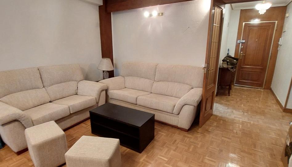 Foto 1 de Pis de lloguer a Lucero, Madrid